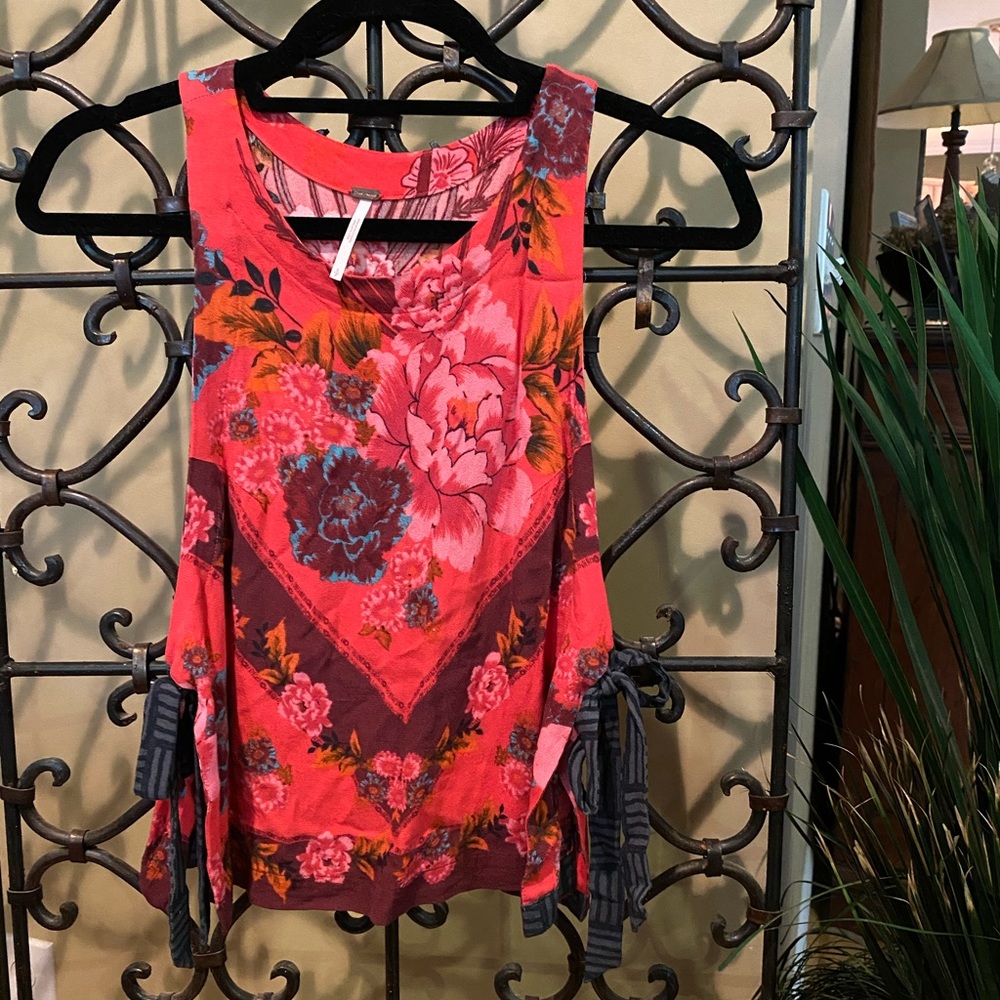 Floral free people top